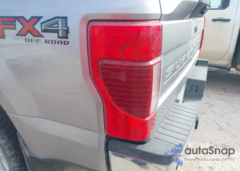 2020 Ford F-250 Xlt z USA, uszkodzony, nr VIN 1FT7W2B62LED95896